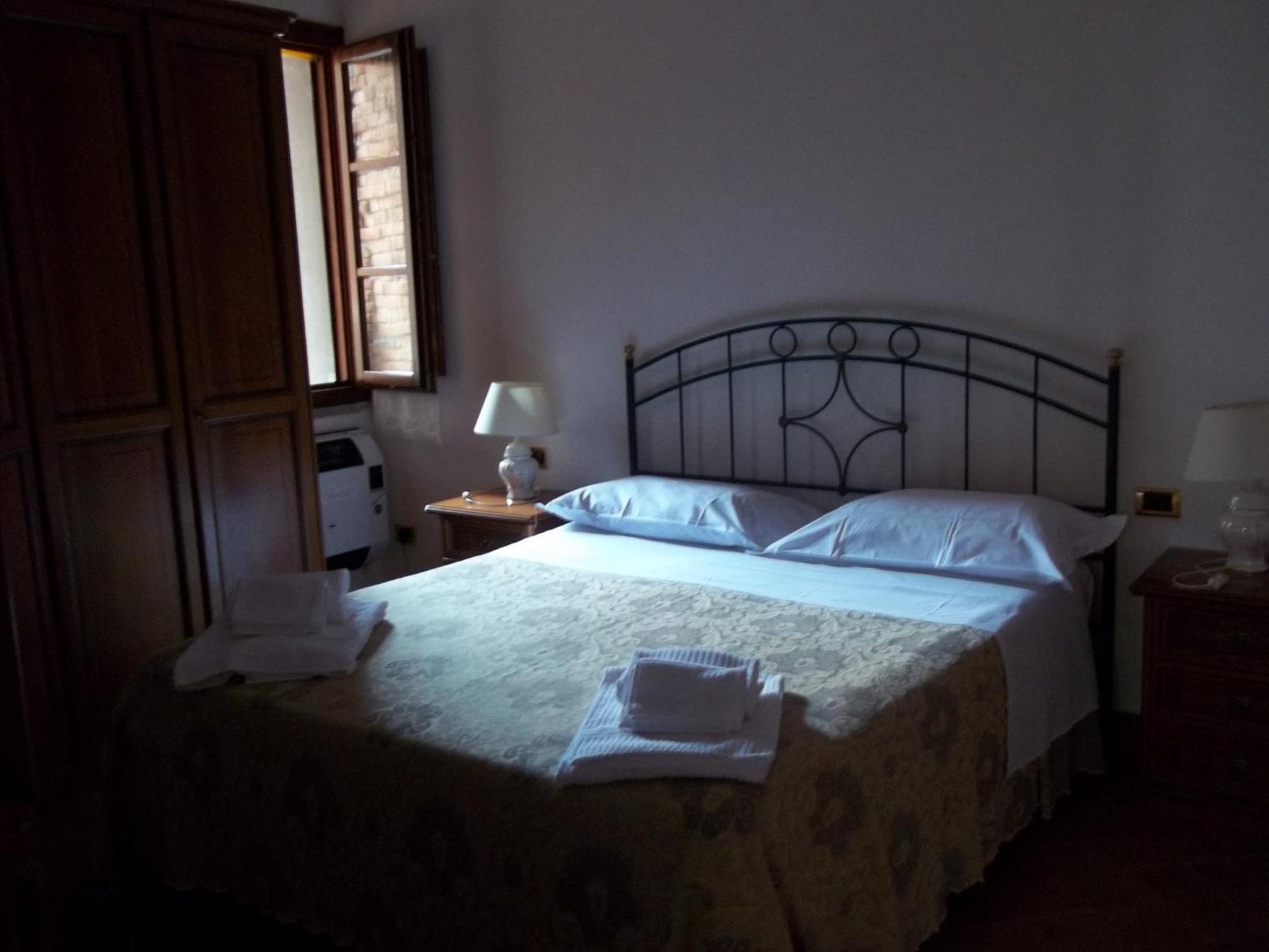 Casale Etrusco Pensionat Bolgheri Værelse billede